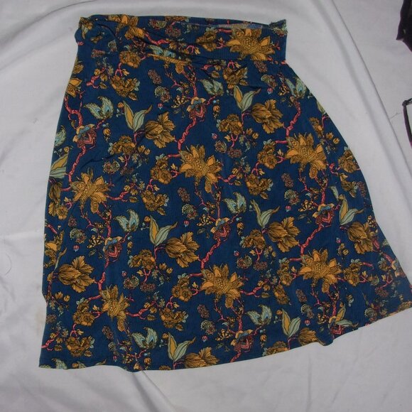 LuLaRoe Dresses & Skirts - Lularoe Size small dress womans skirt blue  yellow floral pleated casual dress